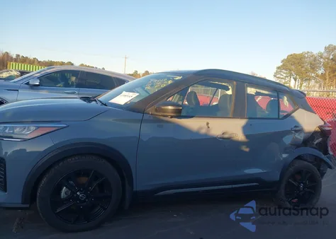 2021 Nissan Kicks Sr Xtronic Cvt z USA, uszkodzony, nr VIN 3N1CP5DV1ML509277